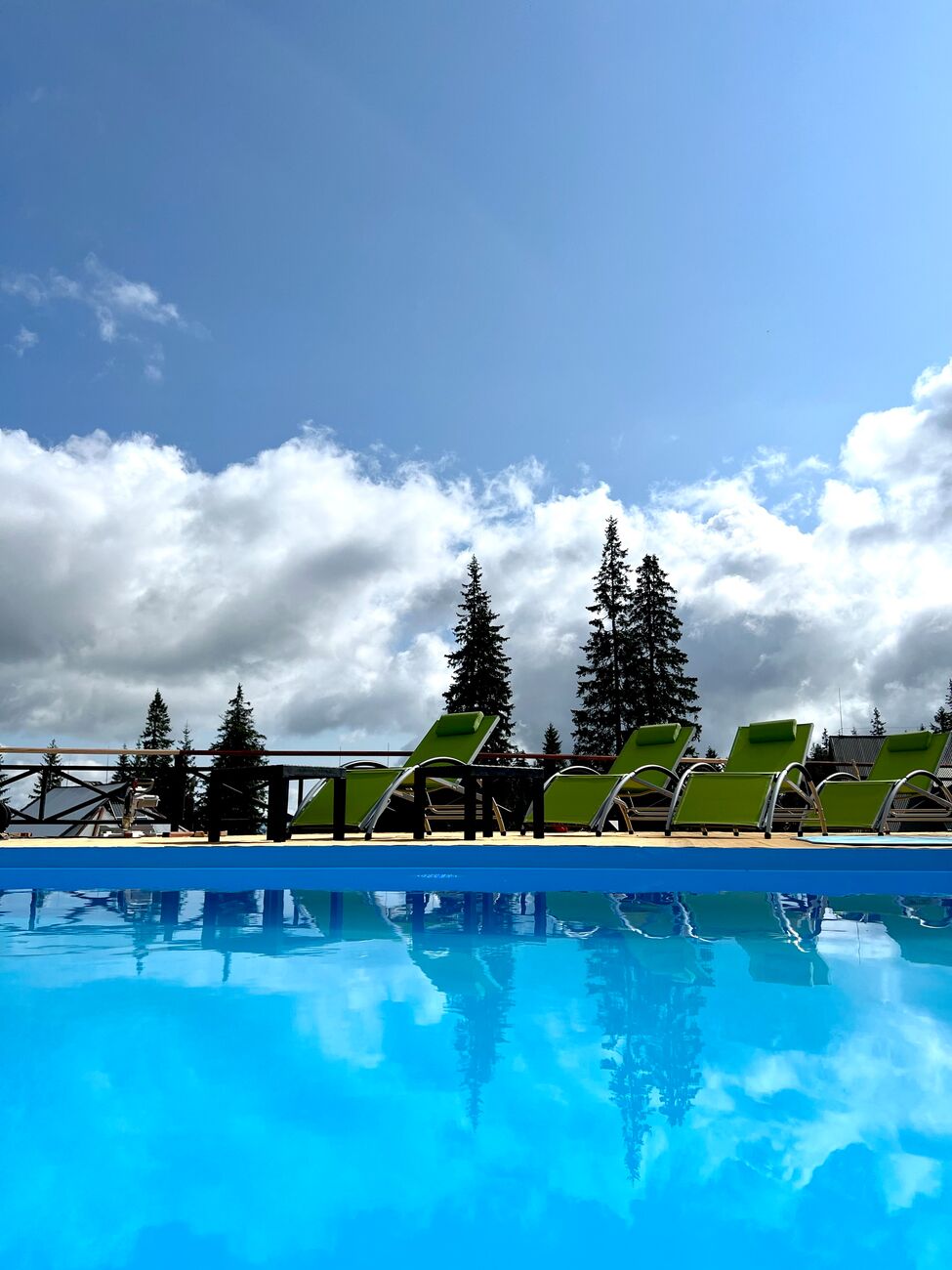 Summer swimming-pool